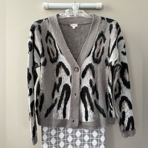 Women’s Hem & Thread Gray/Black Animal Print Button Down Cardigan — S